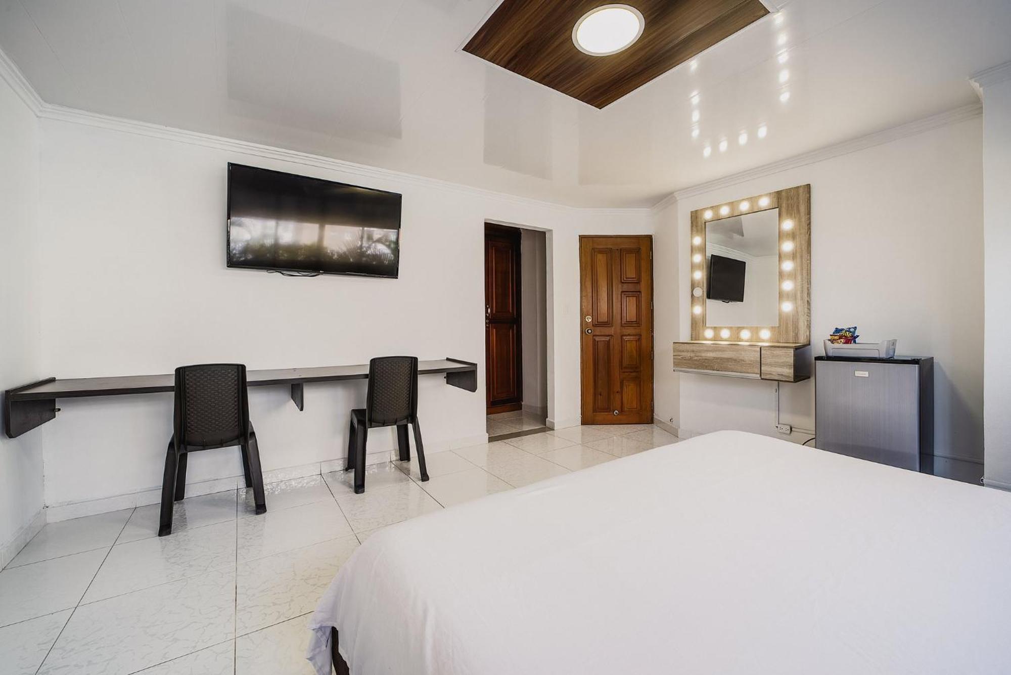 Villa Santos Apartaestudios Barranquilla  Eksteriør bilde