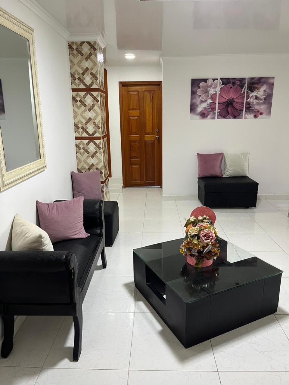 Villa Santos Apartaestudios Barranquilla  Eksteriør bilde